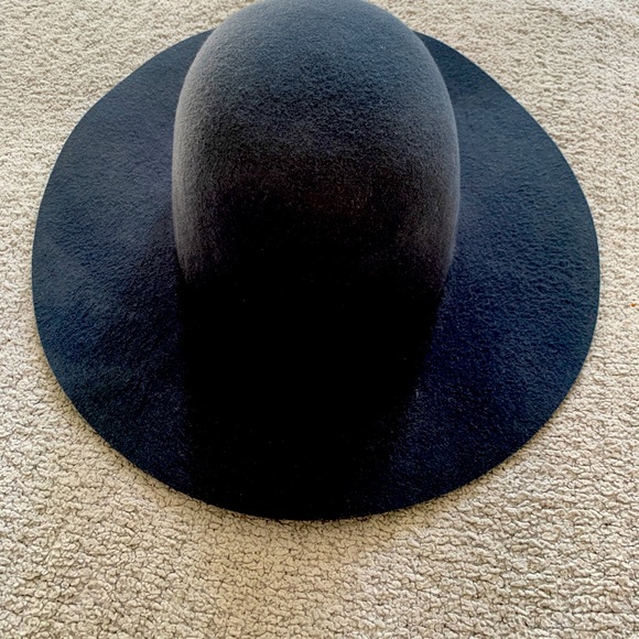 & Other Stories Felt Hat - Navy Blue (faded) - Picture 7 of 8